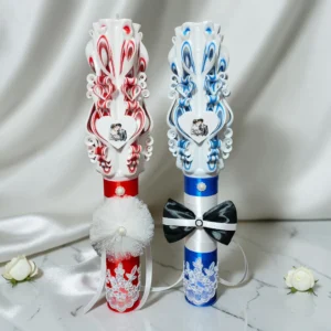 DUALIS — Set 2 lumanari nunta personalizate — Roșu & Albastru — detaliu 3 DUALIS — Set 2 lumanari nunta personalizate — Roșu & Albastru — detaliu 3